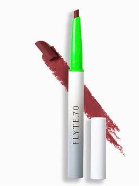 FLYTE.70
Chiseled.Lip Lip Liner in Sabotage, Full Sized, New in‎ Box